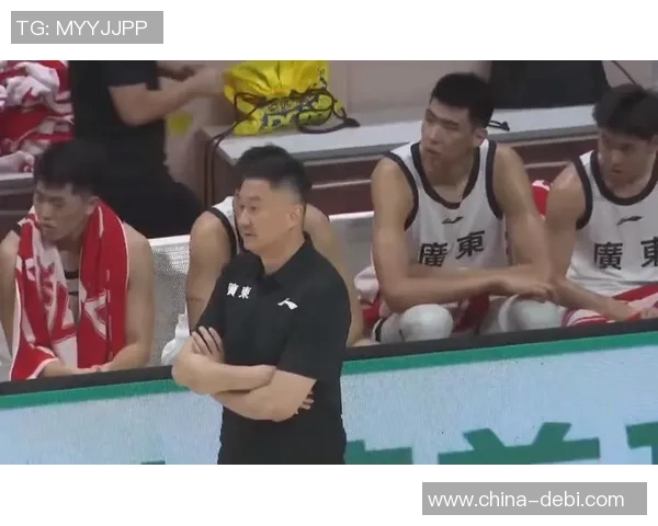 广东队惨败后或将重建杜锋或忍痛交易顶级控卫